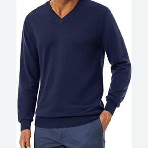 Merino wool men’s sweater navy blue V neck Size Large